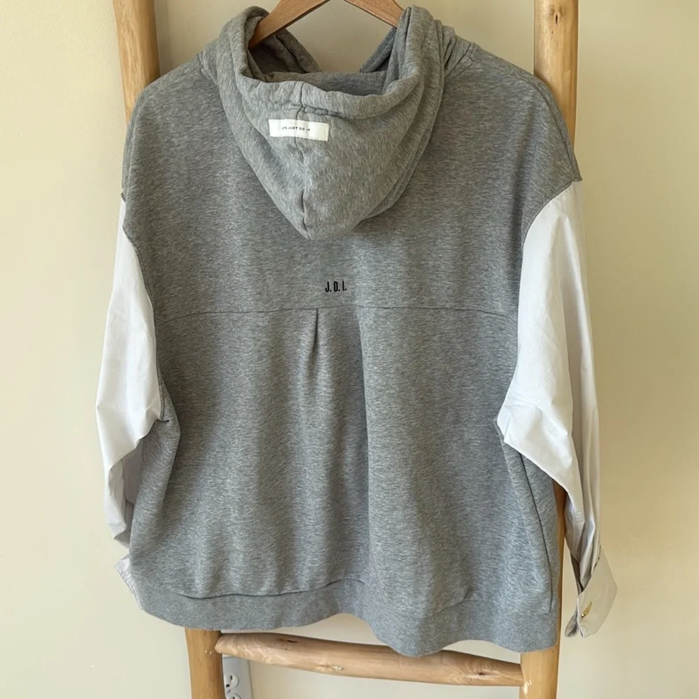 Nike Women's Sportswear Icon Clash Monogram Hoodie in Gray/White Size 1X